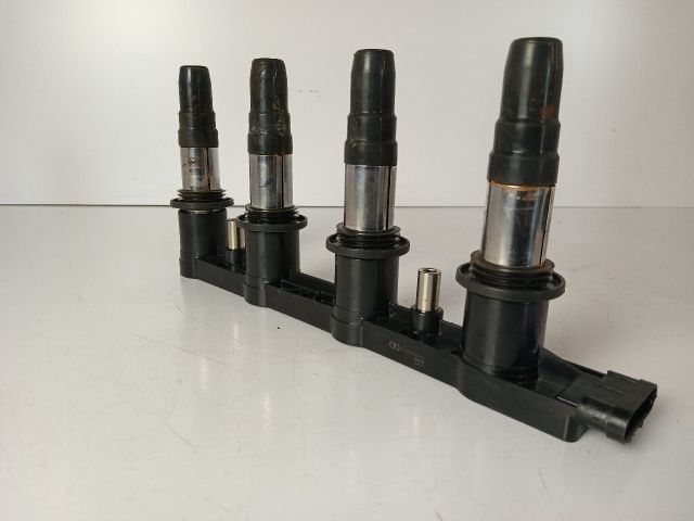 bontott OPEL ASTRA J Gyújtótrafó