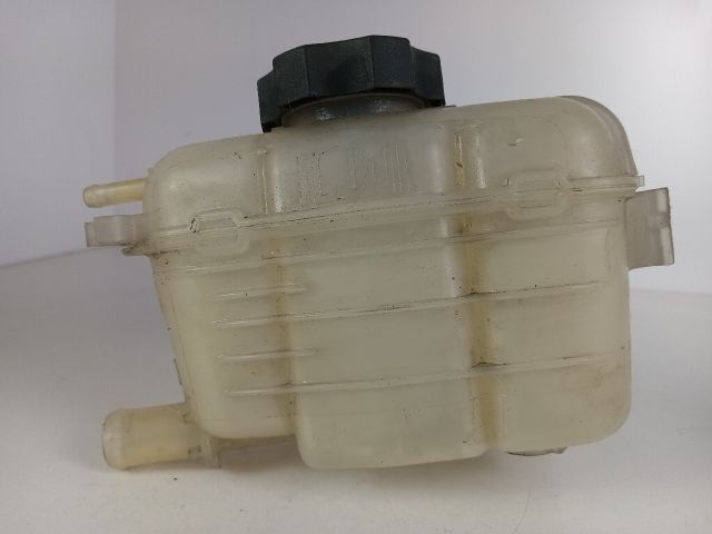 bontott OPEL ASTRA J Kiegyenlítő Tartály