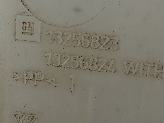 bontott OPEL ASTRA J Kiegyenlítő Tartály