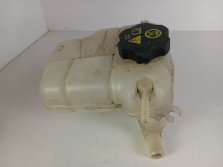 bontott OPEL ASTRA J Kiegyenlítő Tartály