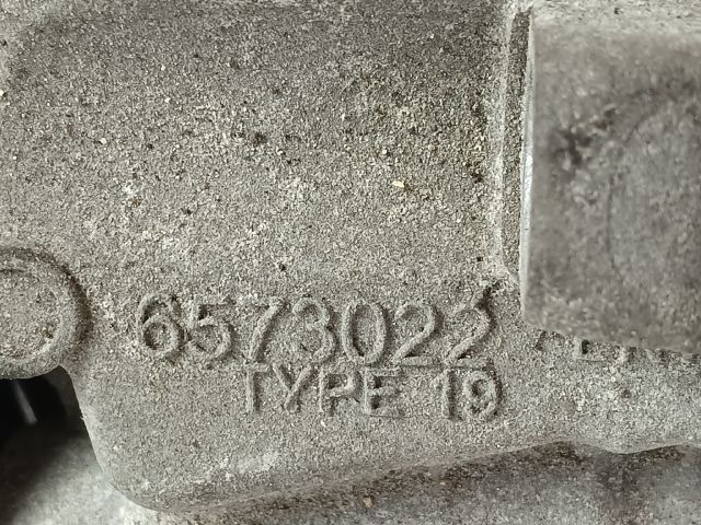 bontott OPEL ASTRA J Klímakompresszor