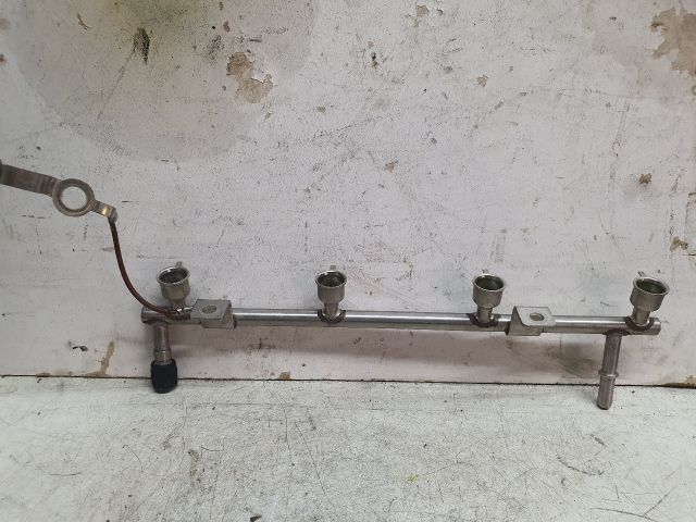 bontott OPEL ASTRA J Közösnyomócső