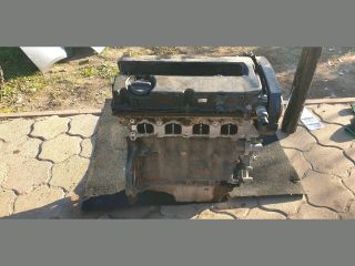 bontott OPEL ASTRA J Motor (Fűzött blokk hengerfejjel)