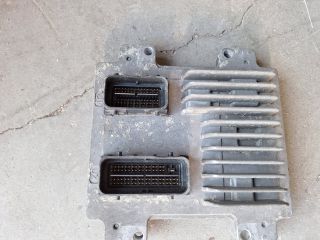 bontott OPEL ASTRA J Motorvezérlő