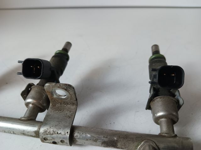 bontott OPEL ASTRA J Porlasztó Sor / Híd