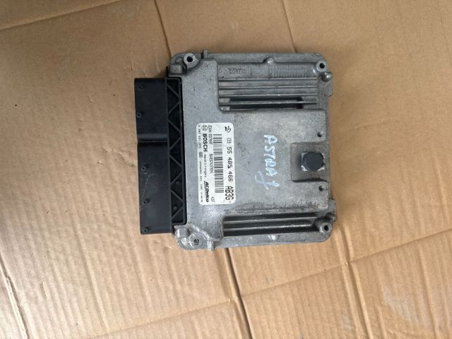 bontott OPEL ASTRA J Motorvezérlő