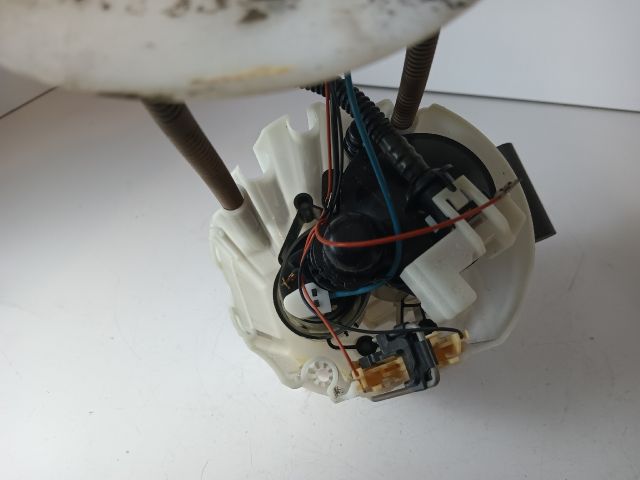 bontott OPEL ASTRA J Üzemanyag Szivattyú