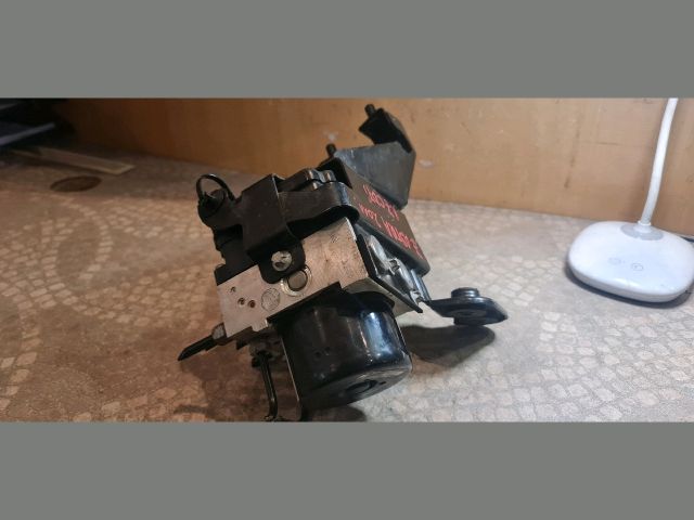 bontott OPEL ASTRA J ABS Kocka