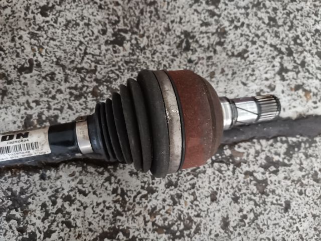 bontott OPEL ASTRA J Bal Féltengely