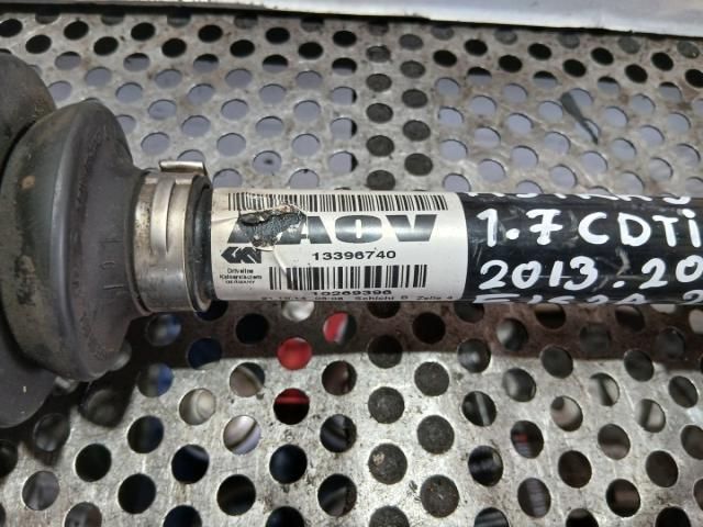 bontott OPEL ASTRA J Bal Féltengely