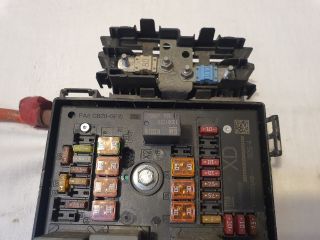 bontott OPEL ASTRA J Biztosítéktábla Motortér