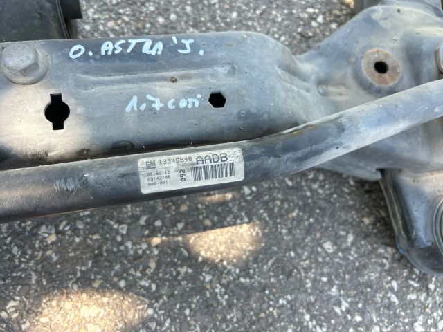 bontott OPEL ASTRA J Első Bölcső