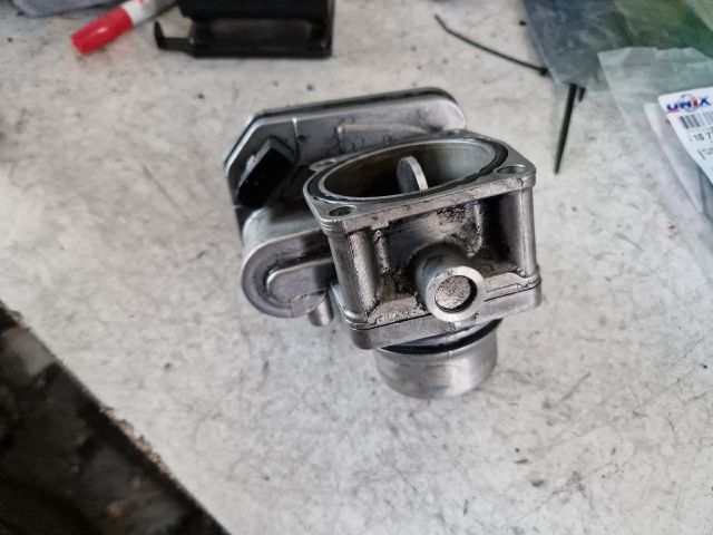 bontott OPEL ASTRA J Fojtószelep (Elektromos)