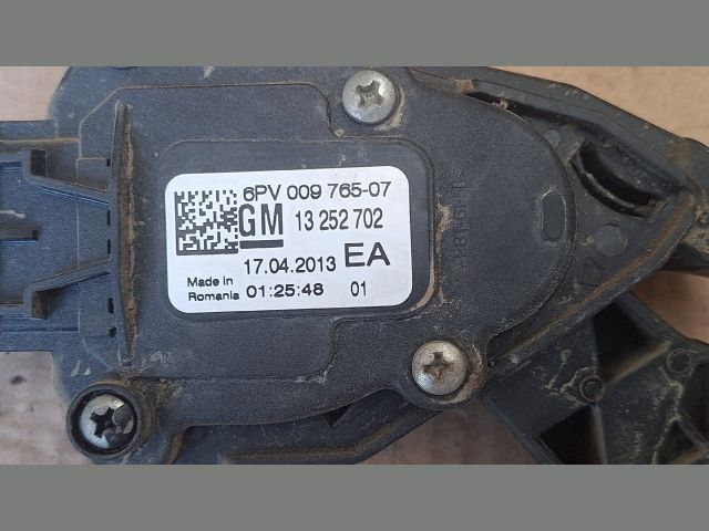 bontott OPEL ASTRA J Gázpedál (Elektromos)