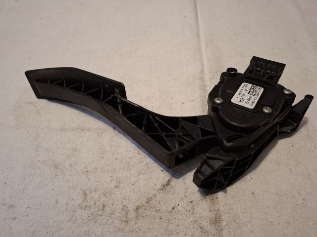 bontott OPEL ASTRA J Gázpedál (Elektromos)