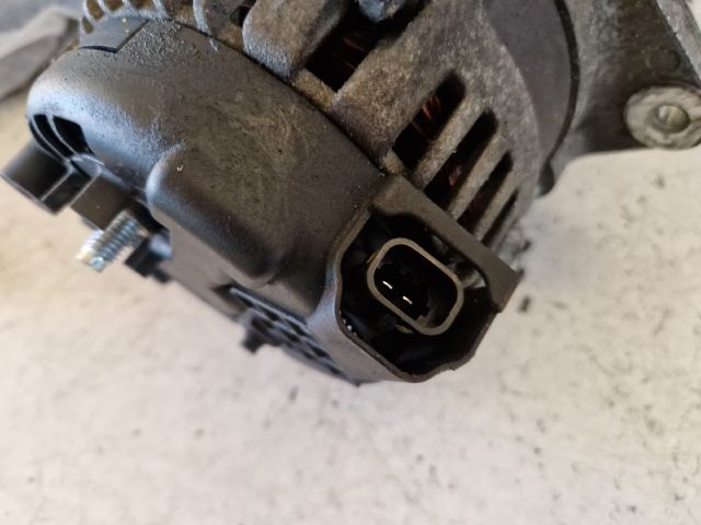 bontott OPEL ASTRA J Generátor