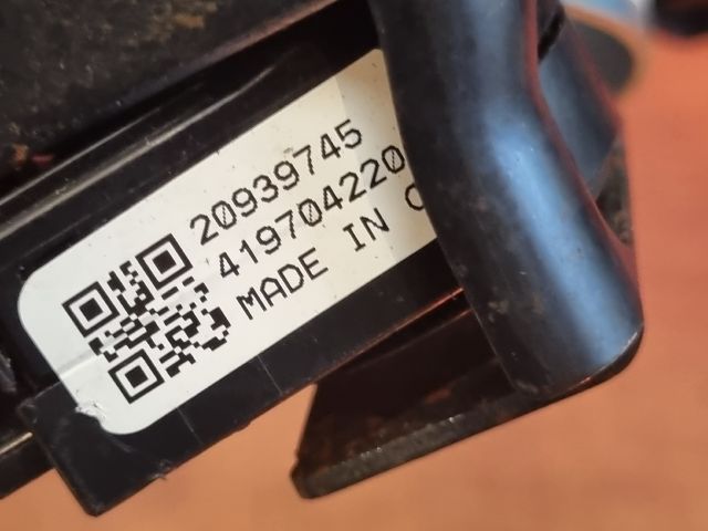 bontott OPEL ASTRA J Gyújtáskapcsoló Házzal