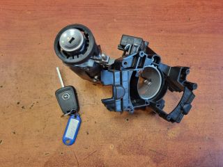 bontott OPEL ASTRA J Gyújtáskapcsoló Házzal