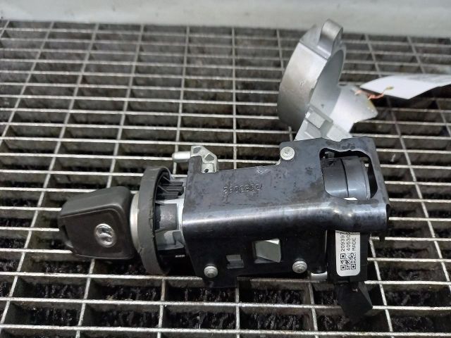 bontott OPEL ASTRA J Gyújtáskapcsoló