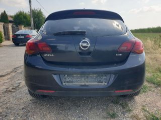 bontott OPEL ASTRA J Hátsó Híd (Tárcsafékes)