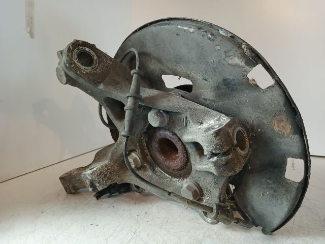 bontott OPEL ASTRA J Jobb első Csonkállvány Kerékaggyal