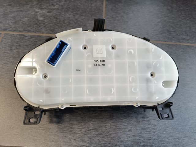 bontott OPEL ASTRA J Kilométeróra