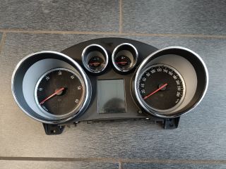 bontott OPEL ASTRA J Kilométeróra