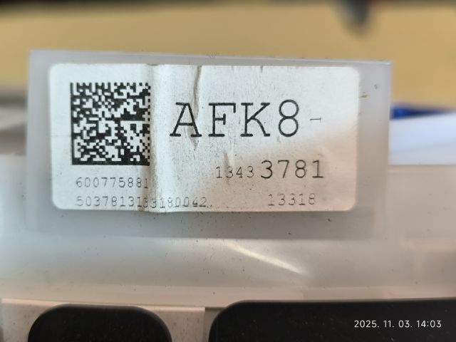 bontott OPEL ASTRA J Kilométeróra