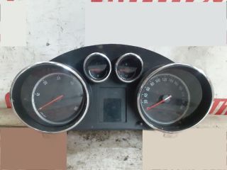 bontott OPEL ASTRA J Kilométeróra