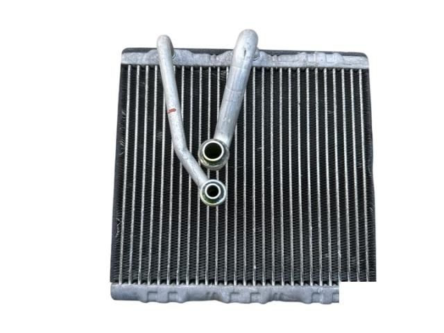 bontott OPEL ASTRA J Klímahűtő Radiátor