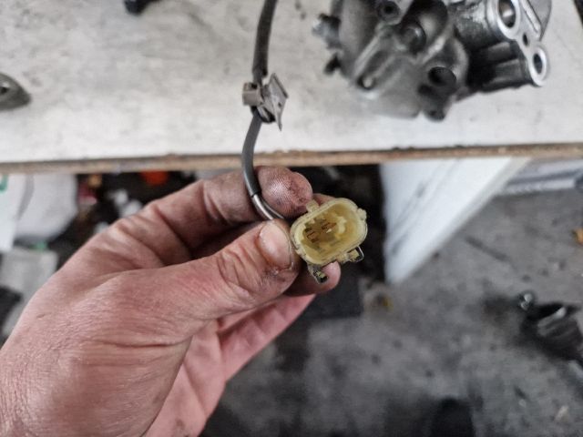 bontott OPEL ASTRA J Klímakompresszor