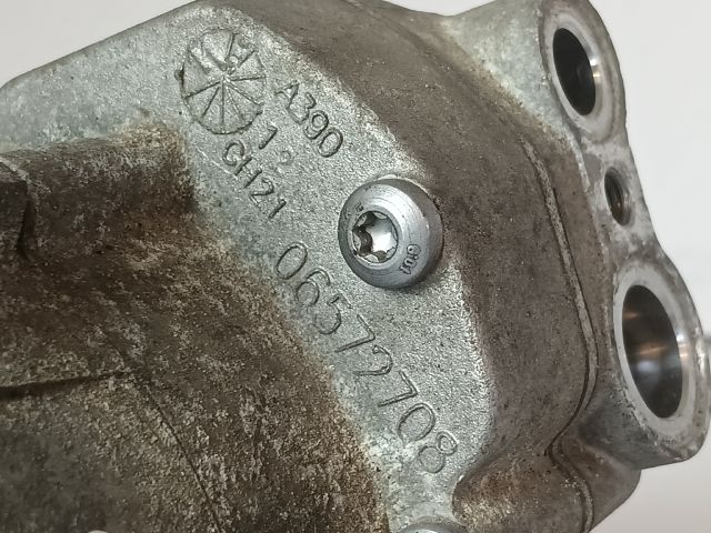 bontott OPEL ASTRA J Klímakompresszor