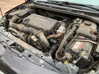 bontott OPEL ASTRA J Komplett Motor (Segédberendezésekkel)