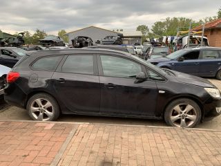 bontott OPEL ASTRA J Komplett Motor (Segédberendezésekkel)