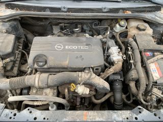 bontott OPEL ASTRA J Komplett Motor (Segédberendezésekkel)