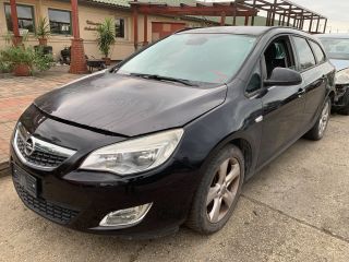 bontott OPEL ASTRA J Komplett Motor (Segédberendezésekkel)