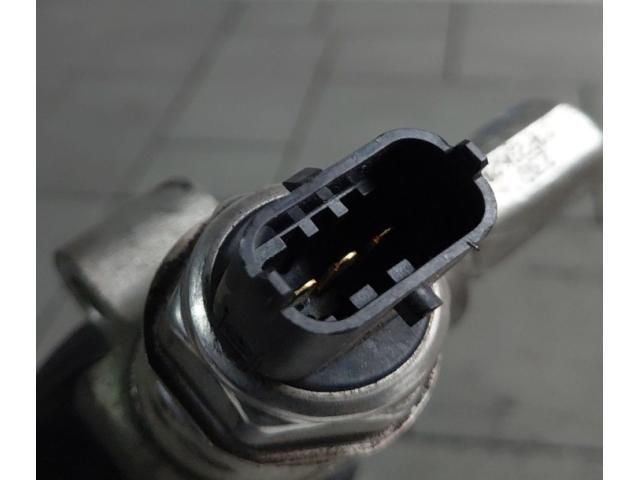 bontott OPEL ASTRA J Közösnyomócső