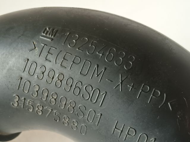 bontott OPEL ASTRA J Légbeömlő Cső