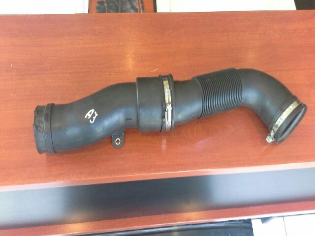 bontott OPEL ASTRA J Légbeömlő Cső