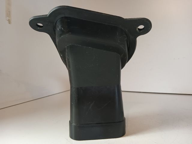 bontott OPEL ASTRA J Légbeömlő Cső