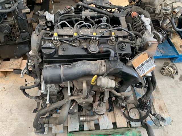 bontott OPEL ASTRA J Motor (Fűzött blokk hengerfejjel)