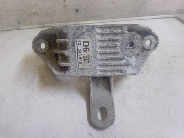 bontott OPEL ASTRA J Motor Tartó Bak Bal