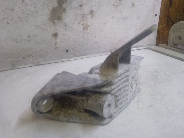 bontott OPEL ASTRA J Motor Tartó Bak Bal