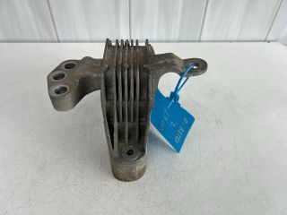 bontott OPEL ASTRA J Motor Tartó Bak (Fém)