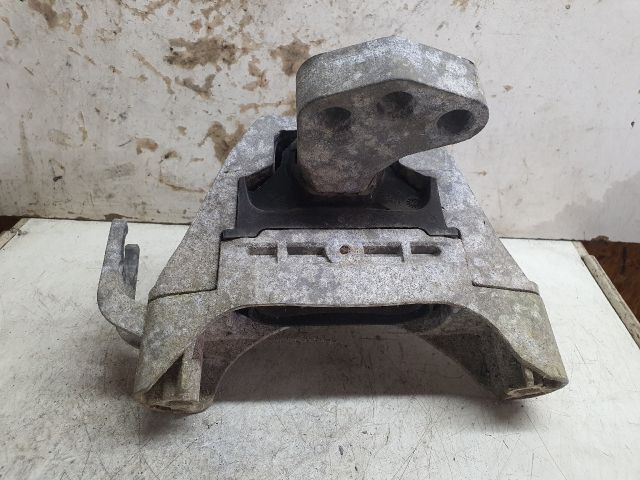 bontott OPEL ASTRA J Motor Tartó Bak (Fém)