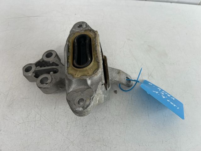 bontott OPEL ASTRA J Motor Tartó Bak (Fém)