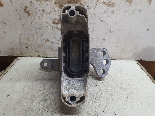 bontott OPEL ASTRA J Motor Tartó Bak (Fém)