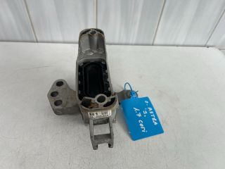 bontott OPEL ASTRA J Motor Tartó Bak (Fém)