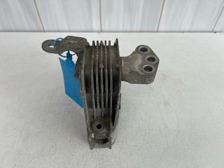 bontott OPEL ASTRA J Motor Tartó Bak (Fém)