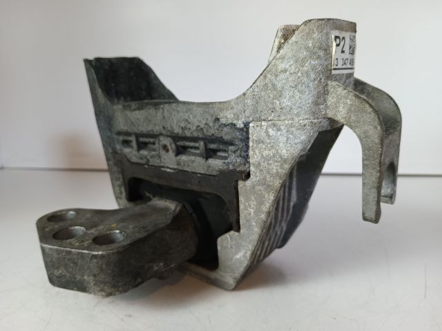 bontott OPEL ASTRA J Motor Tartó Bak Jobb